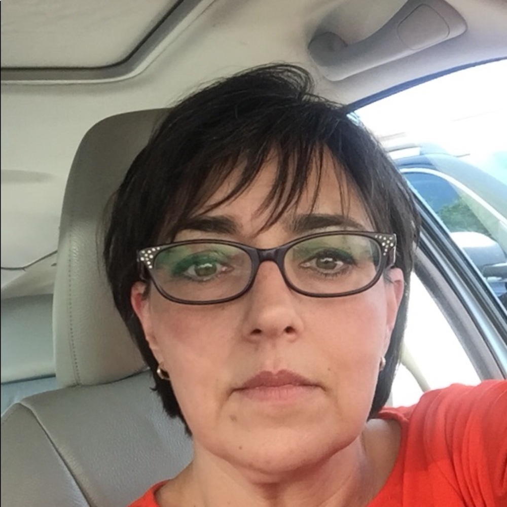 Meet your Posher, Christine